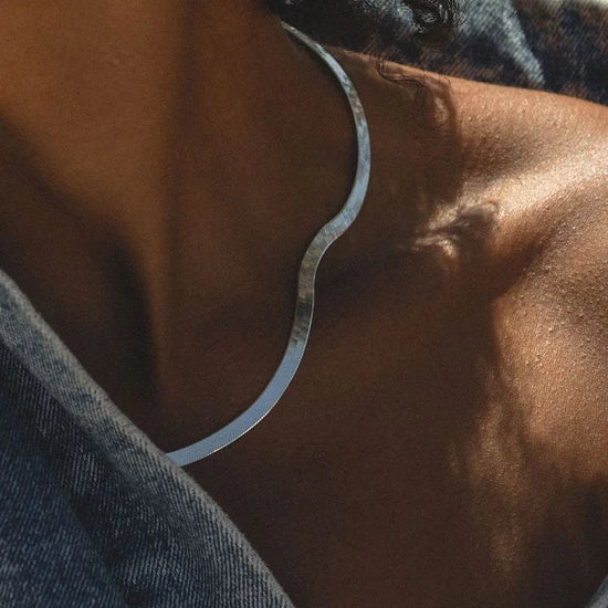 Women’s Snake Chain Necklace – Kendall Herringbone Design