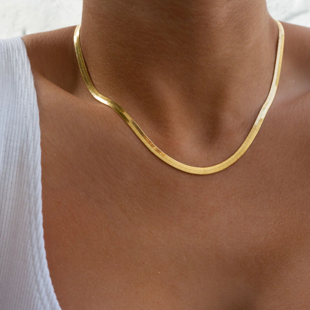 Women’s Snake Chain Necklace – Kendall Herringbone Design